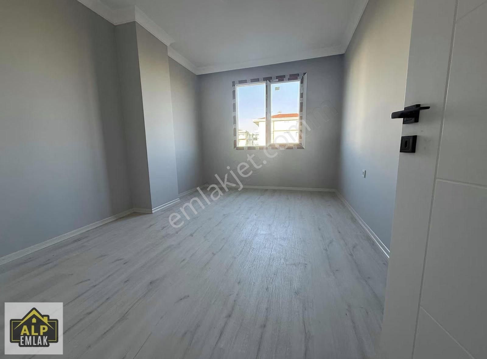 Alp Emlaktan 3+1 Ultra Lüks Kiralık Yeni Daire - Görsel 8