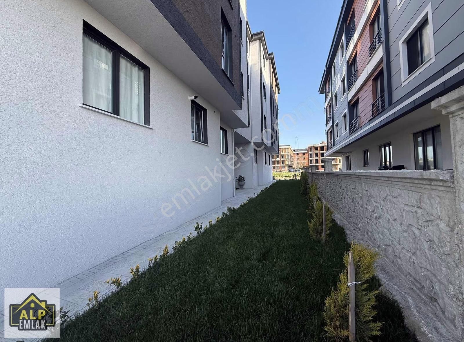 Alp Emlaktan 3+1 Ultra Lüks Kiralık Yeni Daire - Görsel 25