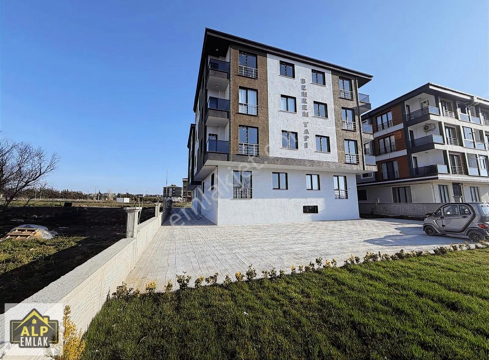 Alp Emlaktan 3+1 Ultra Lüks Kiralık Yeni Daire - Görsel 4