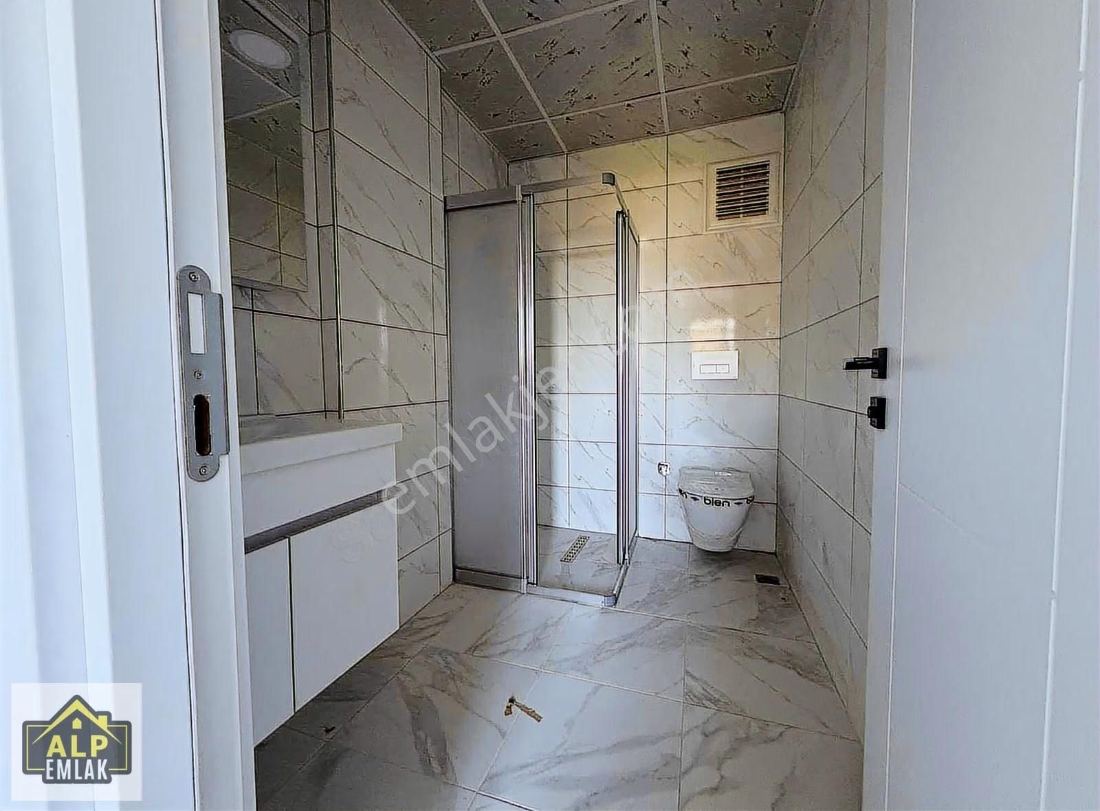 Alp Emlaktan 3+1 Ultra Lüks Kiralık Yeni Daire - Görsel 17