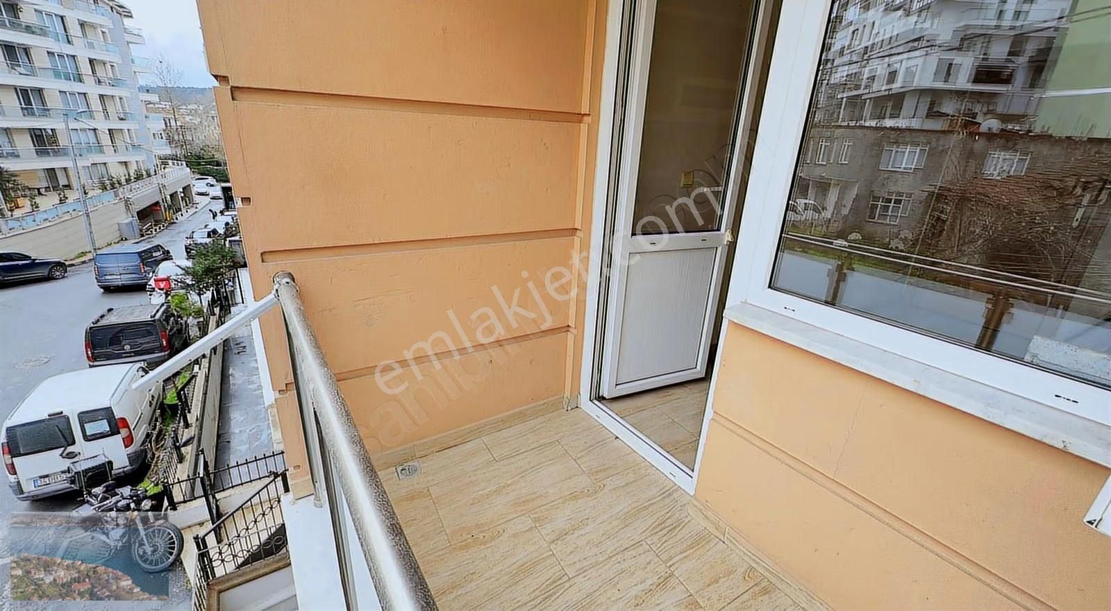 Göktürk Merkez Havaalanı Metro Yakın Balkonlu 2+1 Kiralık Daire - Görsel 16