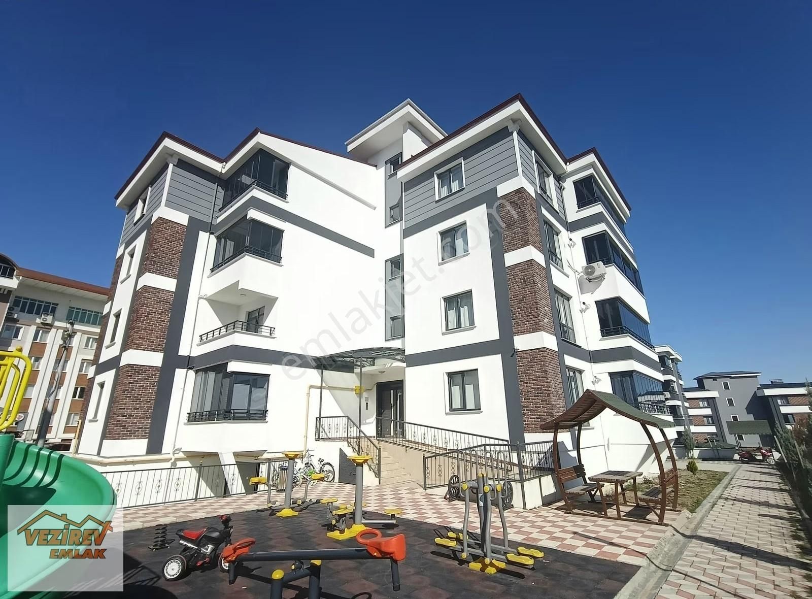 Vezirev Emlak Tan Taşkale Mh Şehr-i Vezir Konakları 2+1 Arakat - Görsel 18