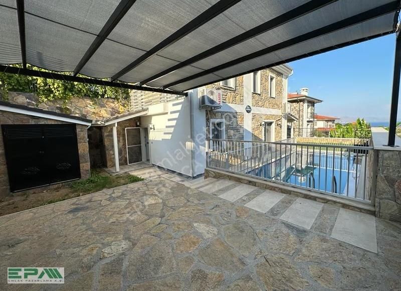 Epa Datçadan Merkezde Deniz Manzaralı Müstakil Havuzlu Villa - Görsel 20