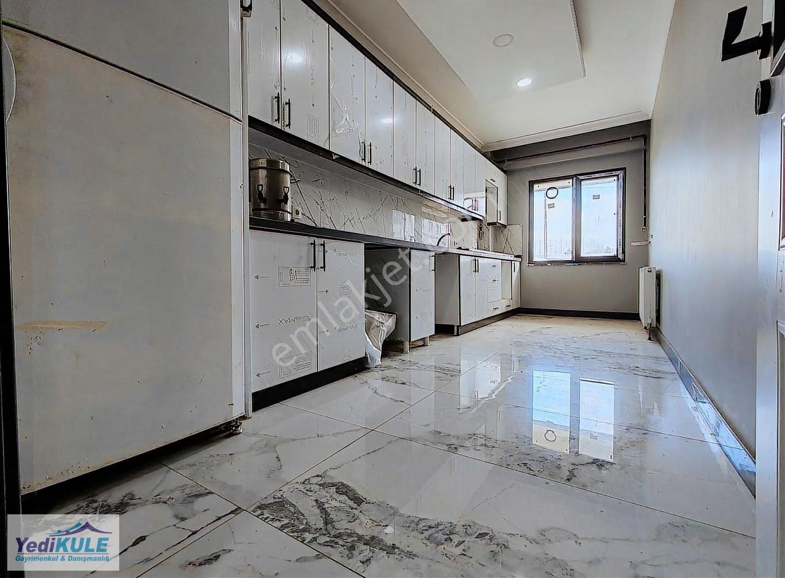 Battalgazi Mahallesinde Düz Giriş Sıfır Daire 3+1 Geniş 135 M2.. - Görsel 8