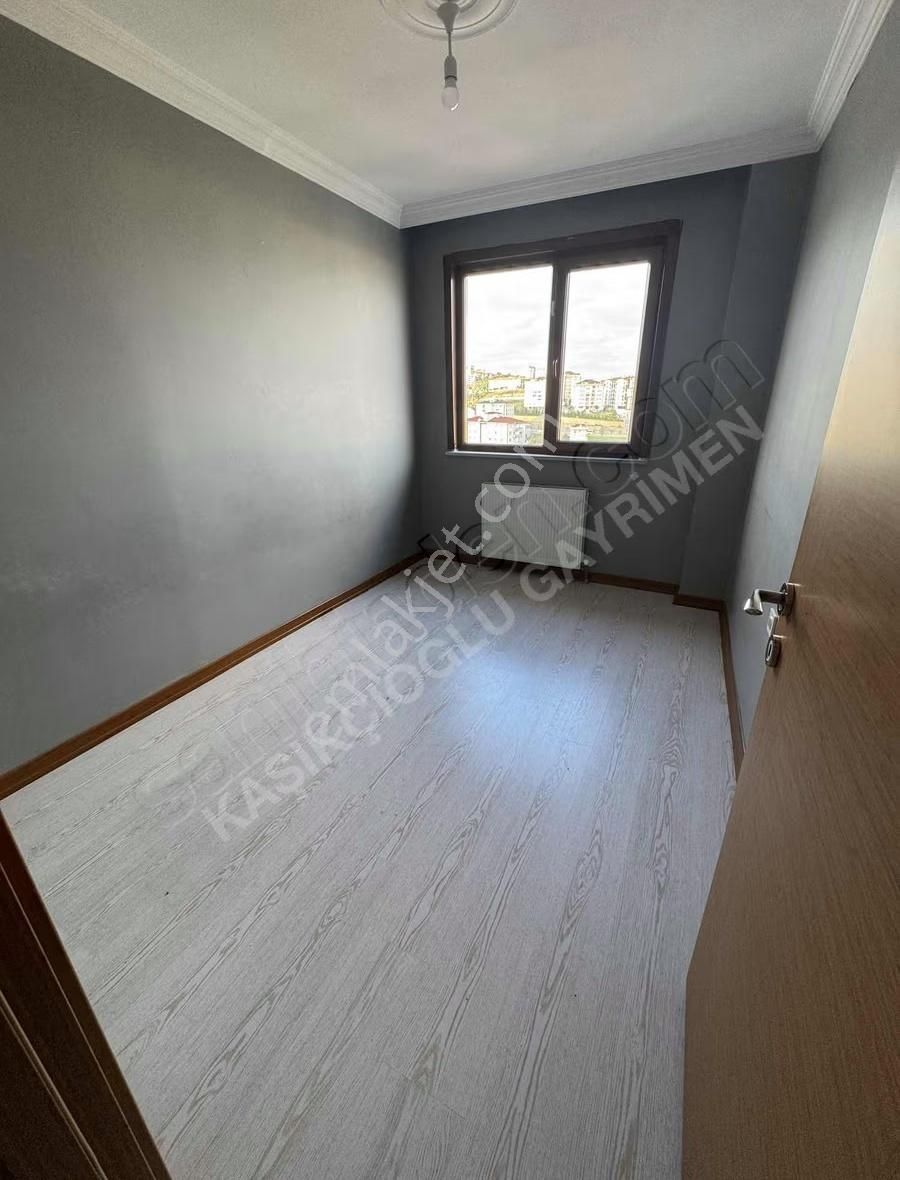 Sülüntepe Mahallesinden Kiralık 3+1 Daire - Görsel 2