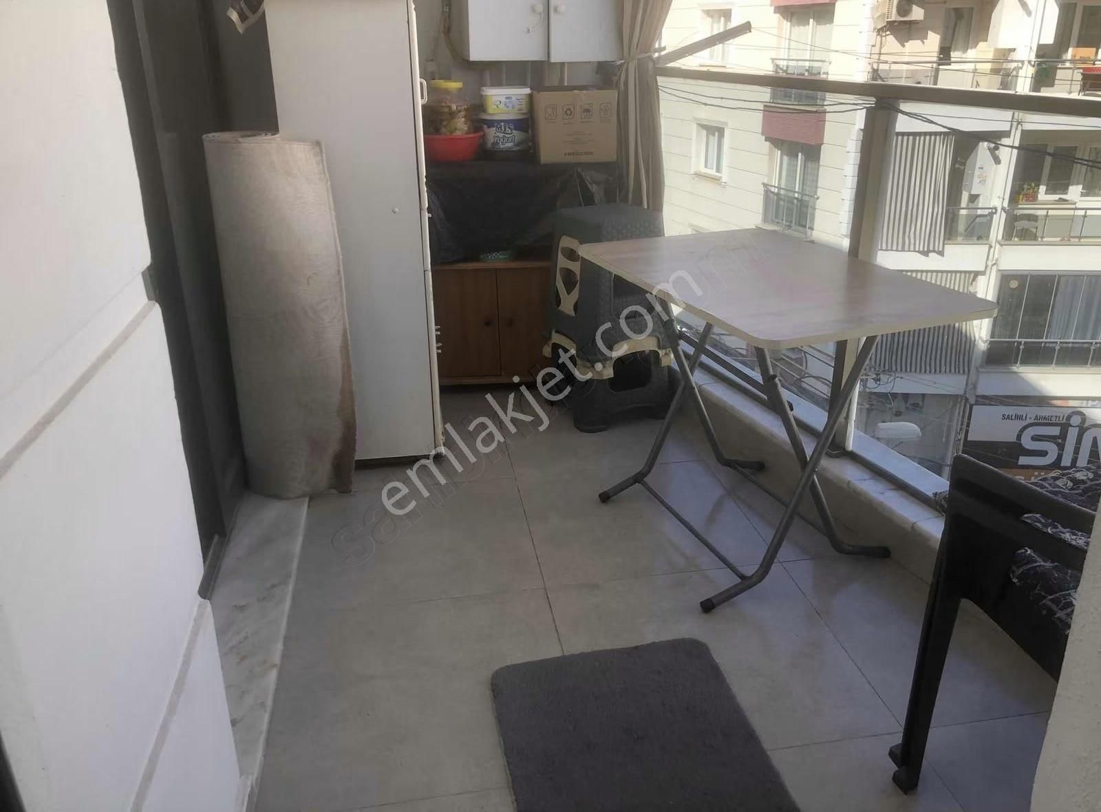Satılık Merkezde Süper 1+1 Daire - Görsel 9