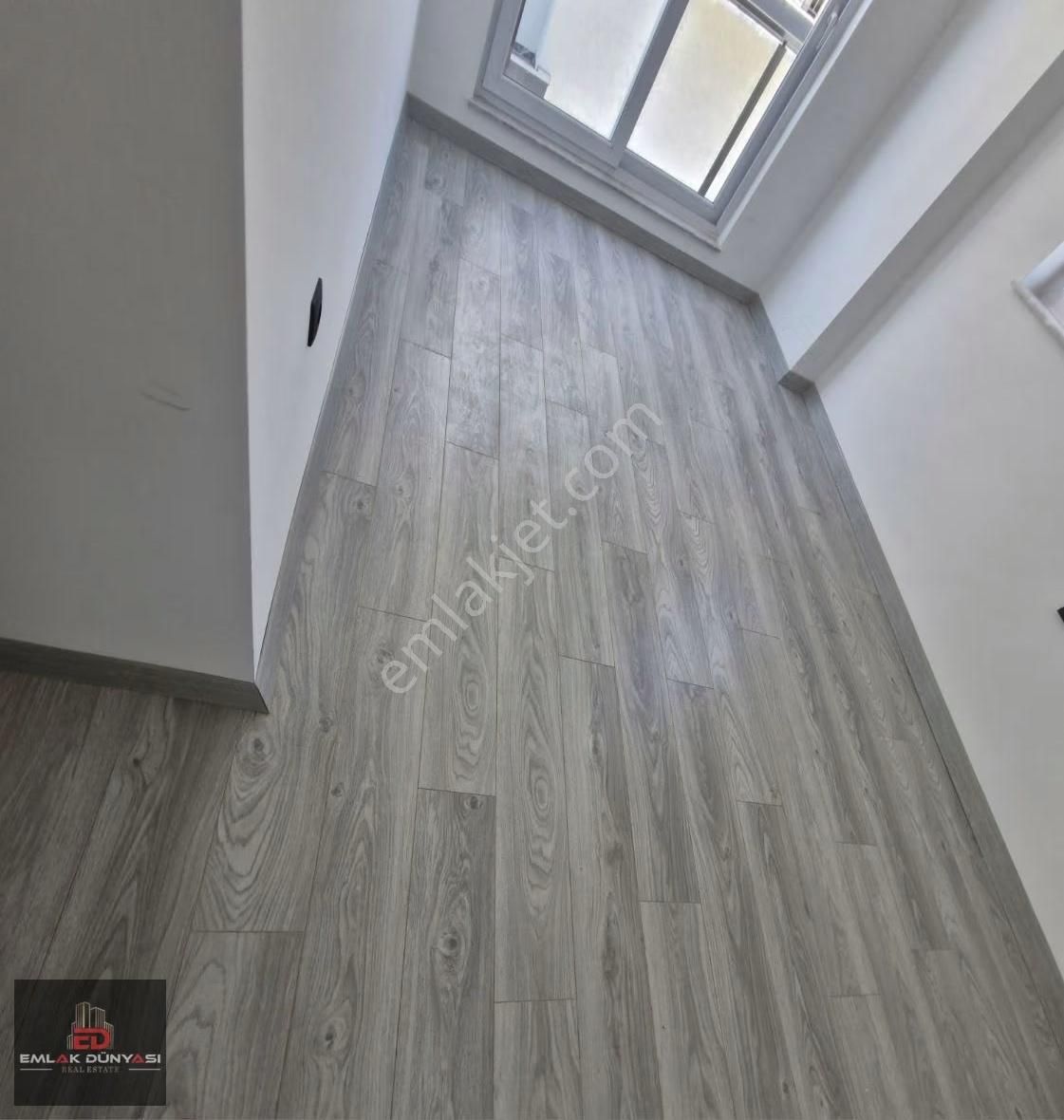 Emlak Dünyasından 2+1 Ayrı Mutfak Katta Fırsat Daire - Görsel 4