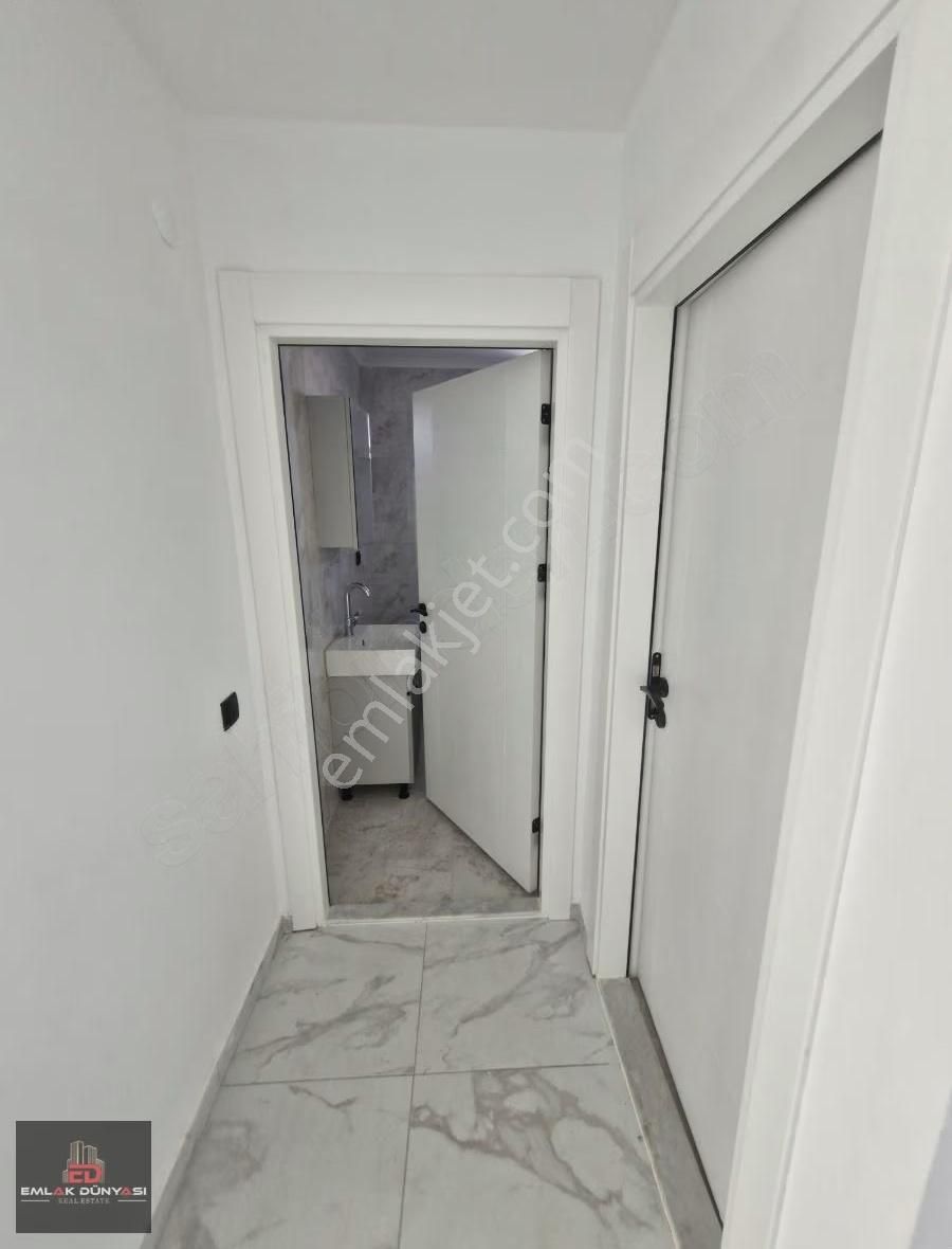 Emlak Dünyasından 2+1 Ayrı Mutfak Katta Fırsat Daire - Görsel 17