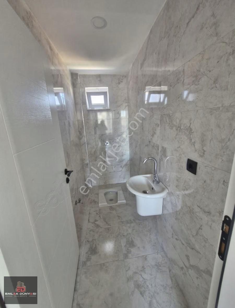 Emlak Dünyasından Lüks 2+1 Sıfır Ayrı Mutfak Katta - Görsel 2