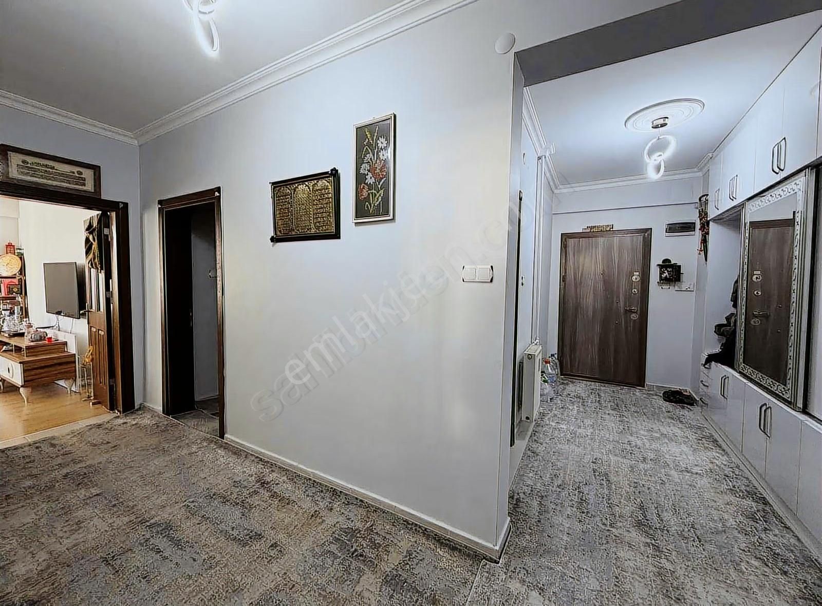 Akhüyük 3 Sitelerinde Ara Kat Geniş 3+1 Satılık Daire - Görsel 31