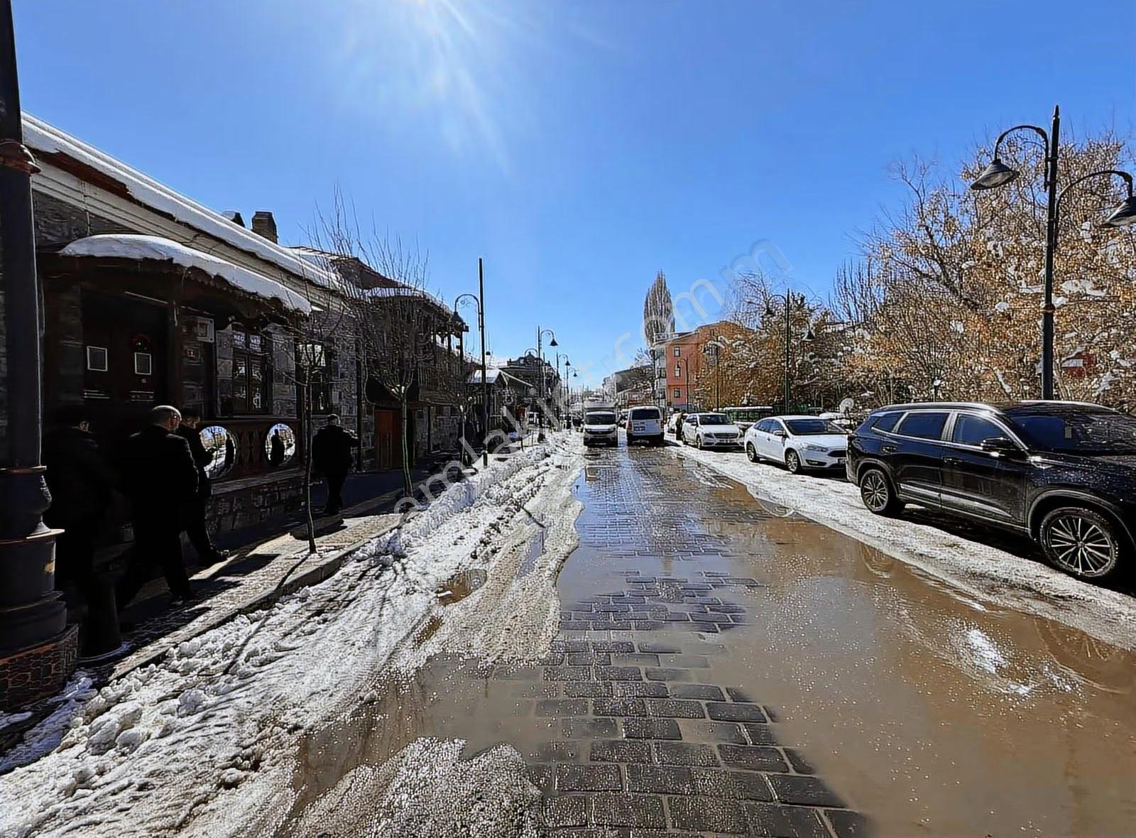 İks Emlaktan Satılık Turizm Bölgesinde Kafe-restoran Yeri - Görsel 4