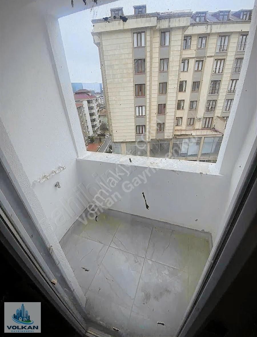 Hadımköy Mah Kiralık 4 Kat 2+1 85m2 Sıfır Sitede Daire - Görsel 30