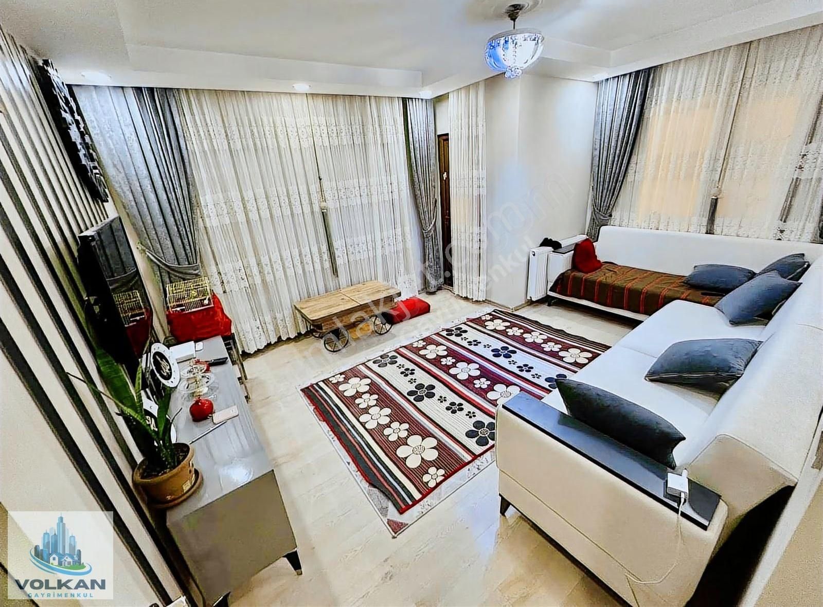 Sultançiftliği Mah 1 Kat 2+1 85m2 Asansörlü Otoparklı Lüx Daire