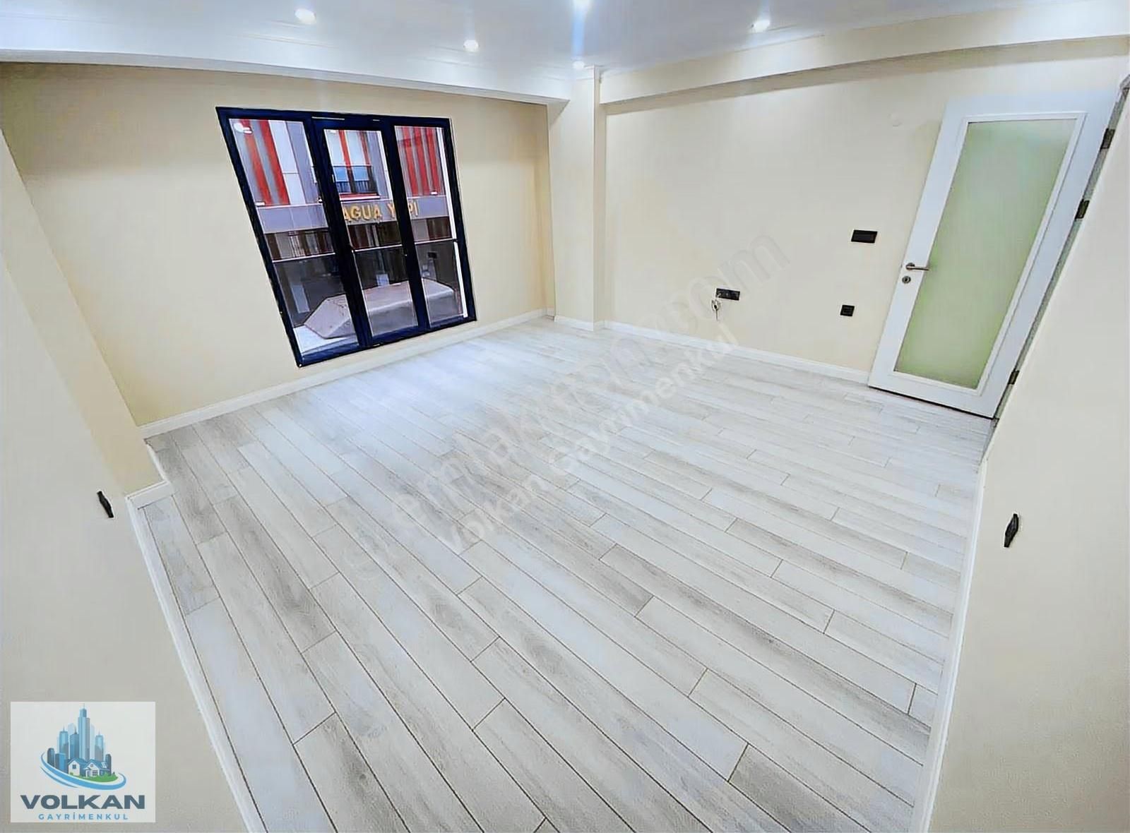 Volkan İnş'tan Cebeci Mah.satılık 2+1 100m2 Lüx Ara Kat Daire..