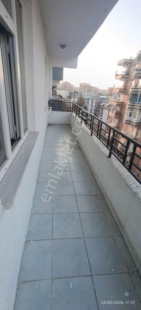 Karen'den Ceylan Avm Arkası Cami Yanı Satılk 3+1 Daire 3.000 Tl - Görsel 16
