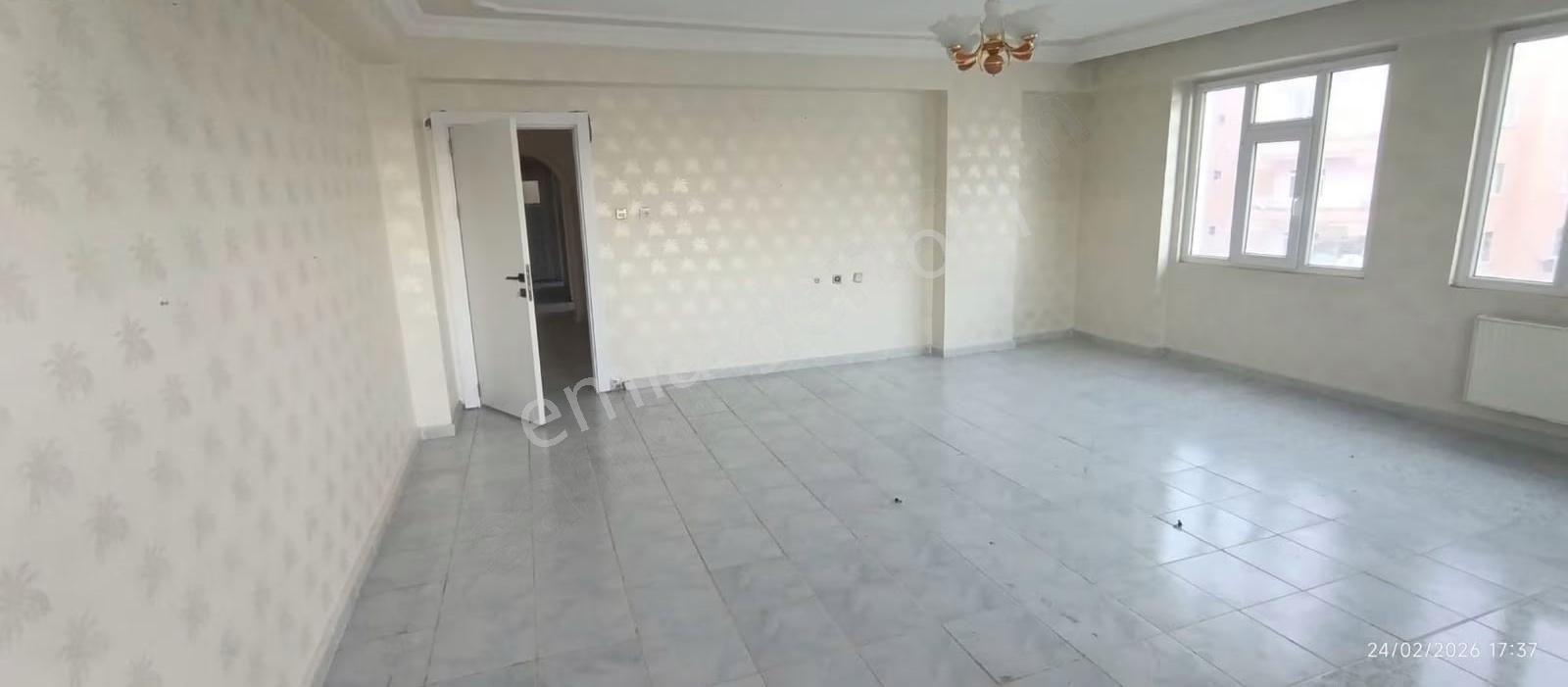 Karen'den Ceylan Avm Arkası Cami Yanı Satılk 3+1 Daire 3.000 Tl - Görsel 5