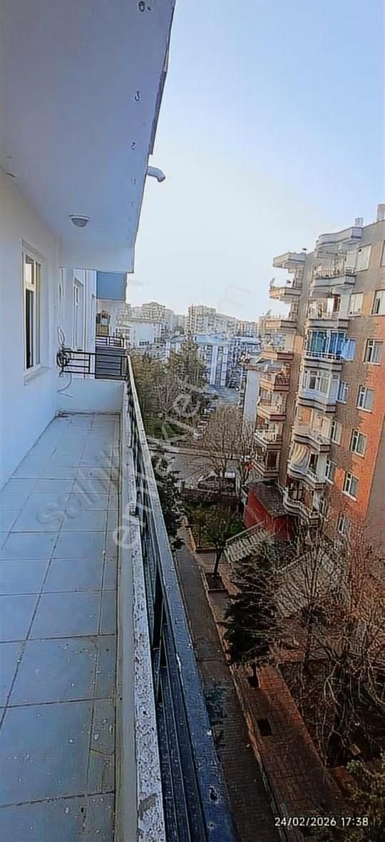 Karen'den Ceylan Avm Arkası Cami Yanı Satılk 3+1 Daire 3.000 Tl - Görsel 13