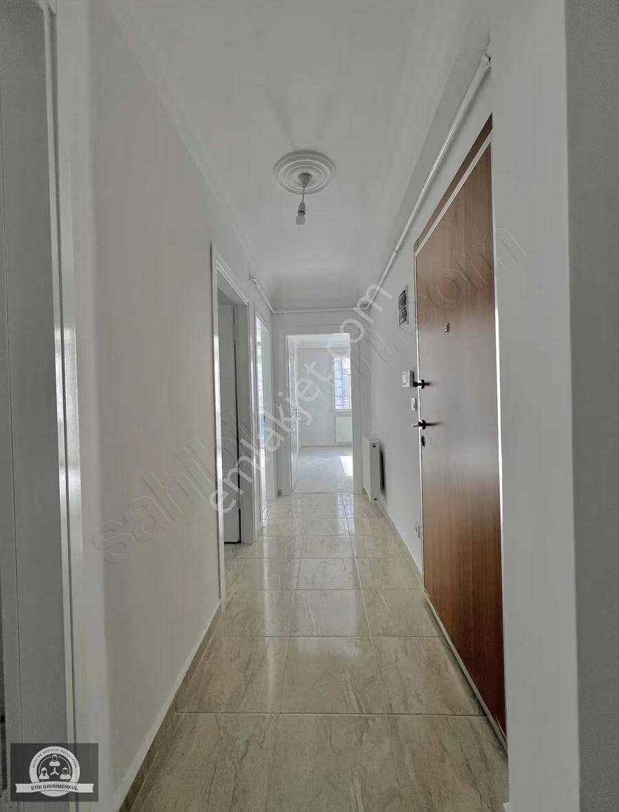 Çekmeköy Sultançiftliği Merkezde 2+1 İskanlı Arakat Daire - Görsel 21