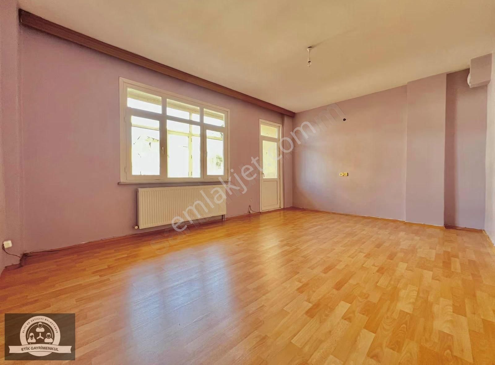 Veysel Karanide 2+1 120 M2 Bahçeli Geniş Kiralık Daire - Görsel 5