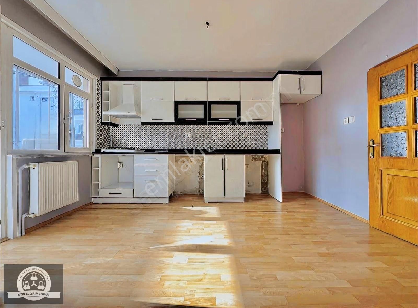 Veysel Karanide 2+1 120 M2 Bahçeli Geniş Kiralık Daire - Görsel 18