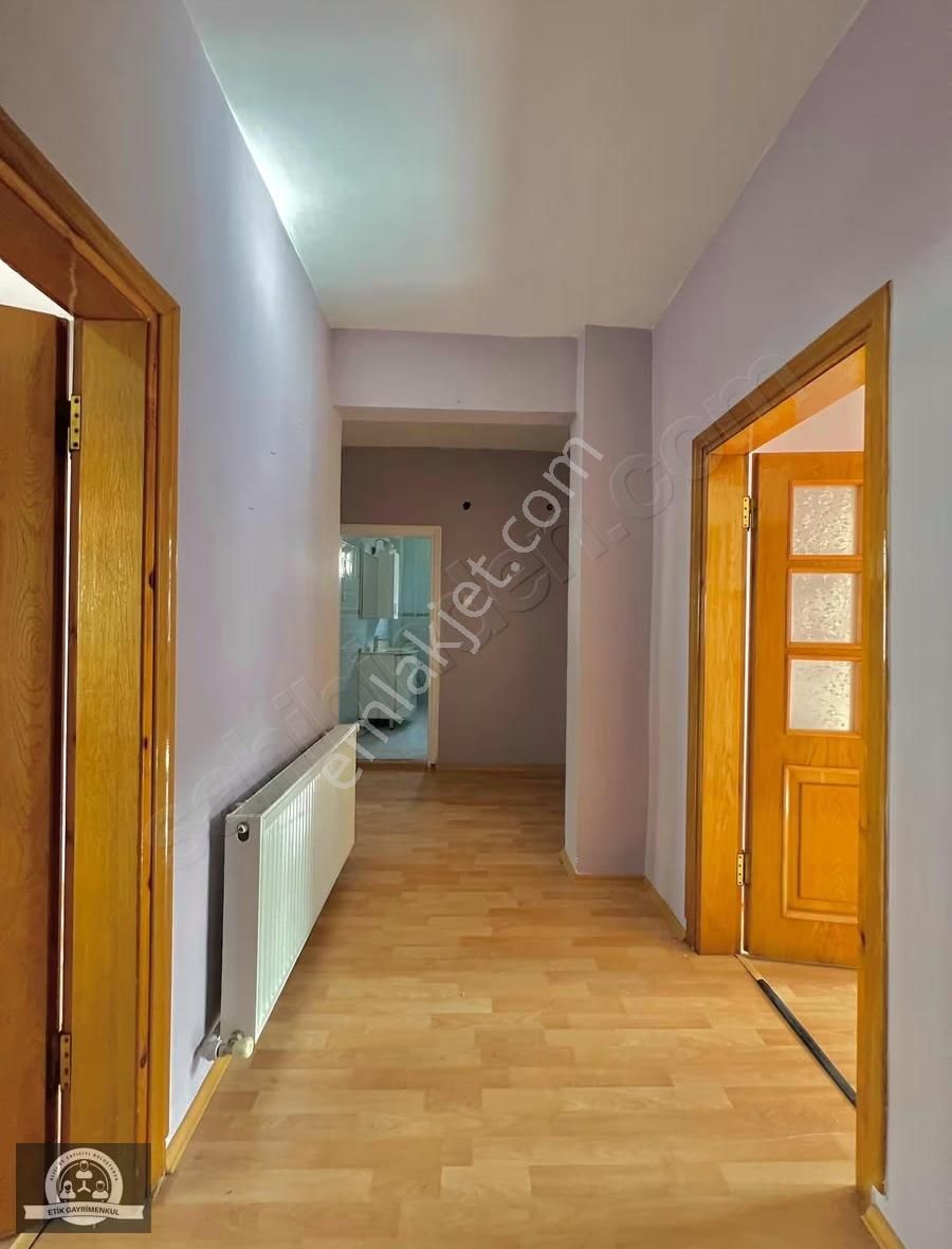 Veysel Karanide 2+1 120 M2 Bahçeli Geniş Kiralık Daire - Görsel 10