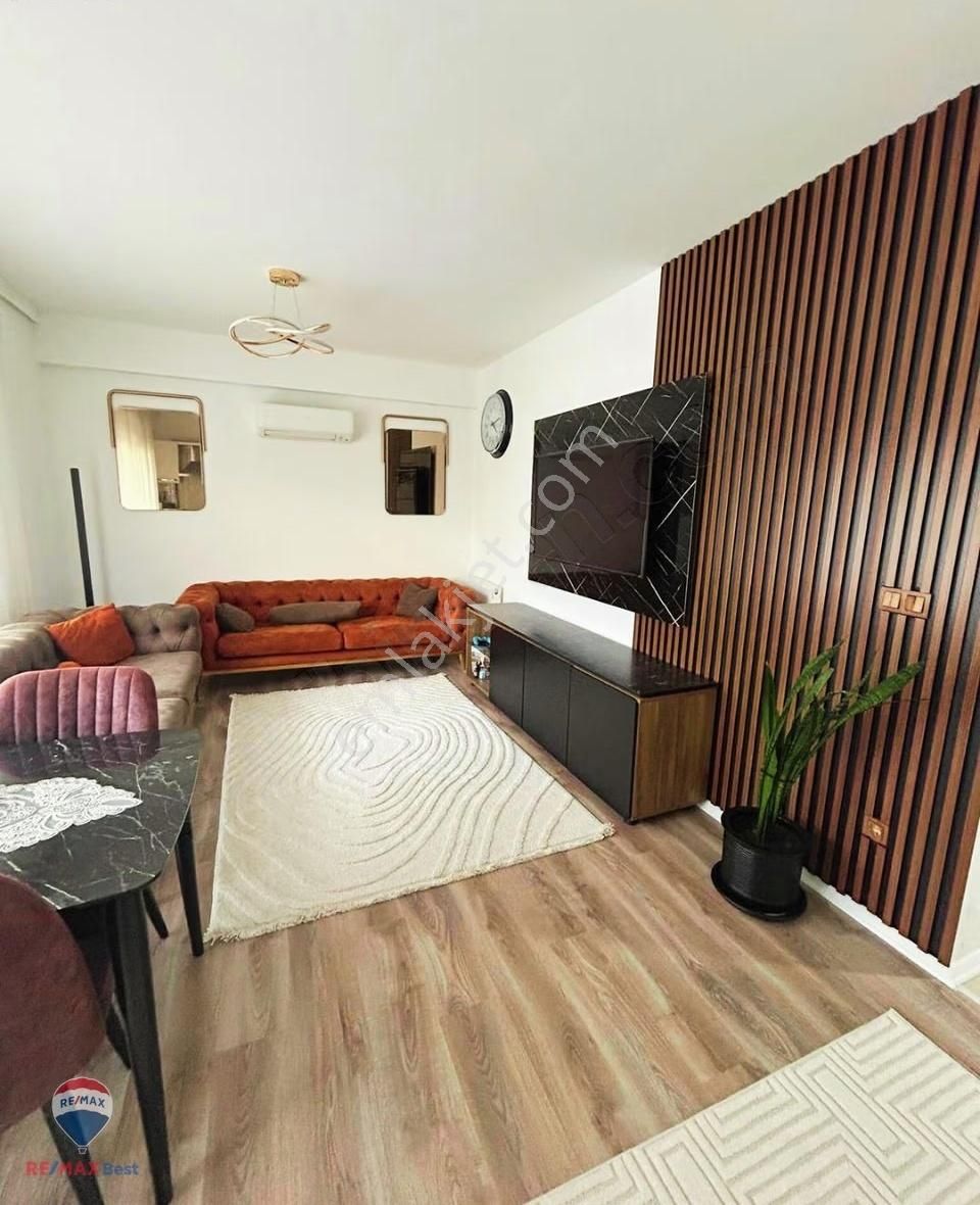 27 Bornova Yeşılovada 2+1 Otogar Karşısı, Kapalı Otoparklı