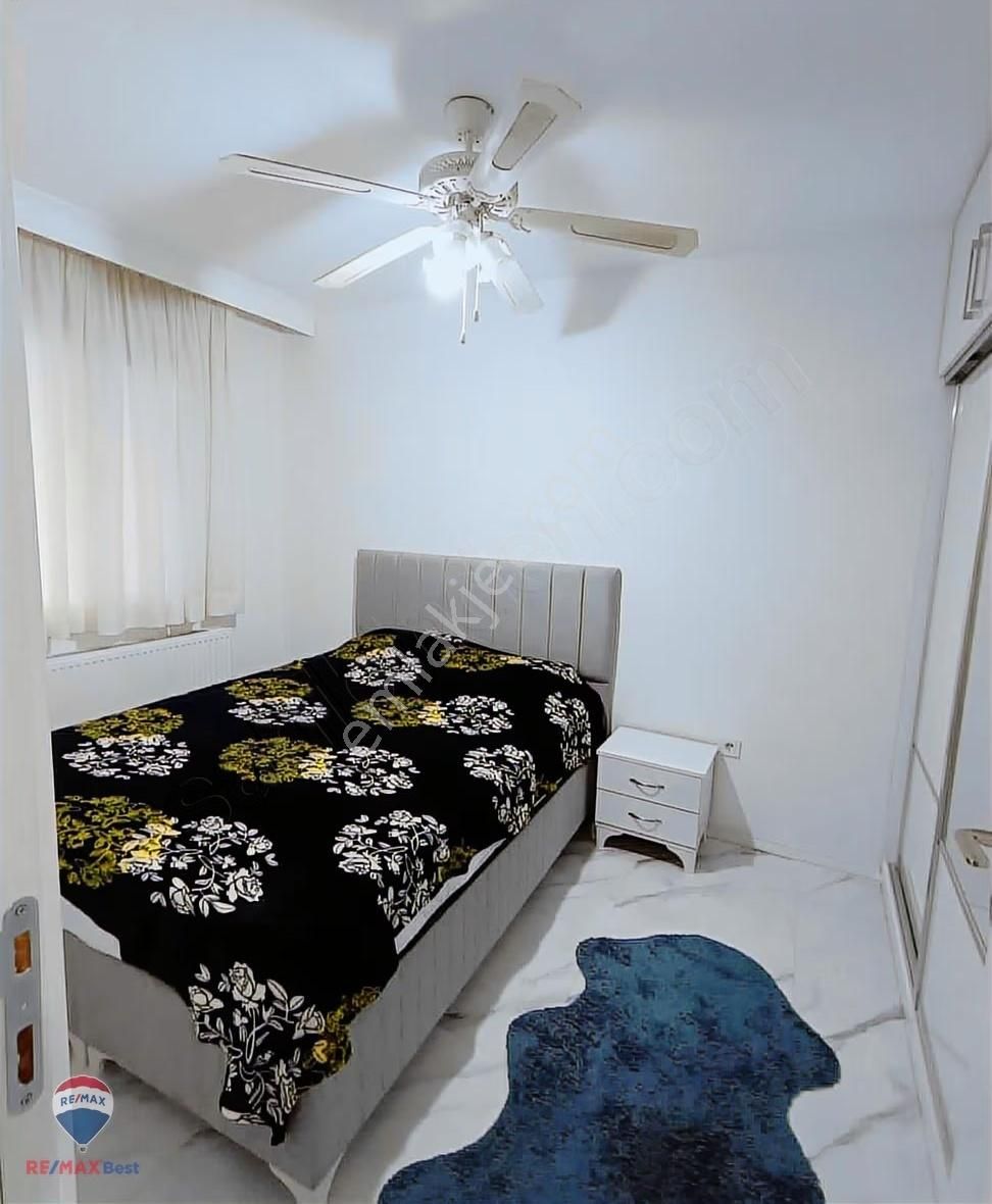 22 Karşıyaka Bostanlı Sahıle Yakın Eşyalı 3+1 Kıralık Daıre - Görsel 3