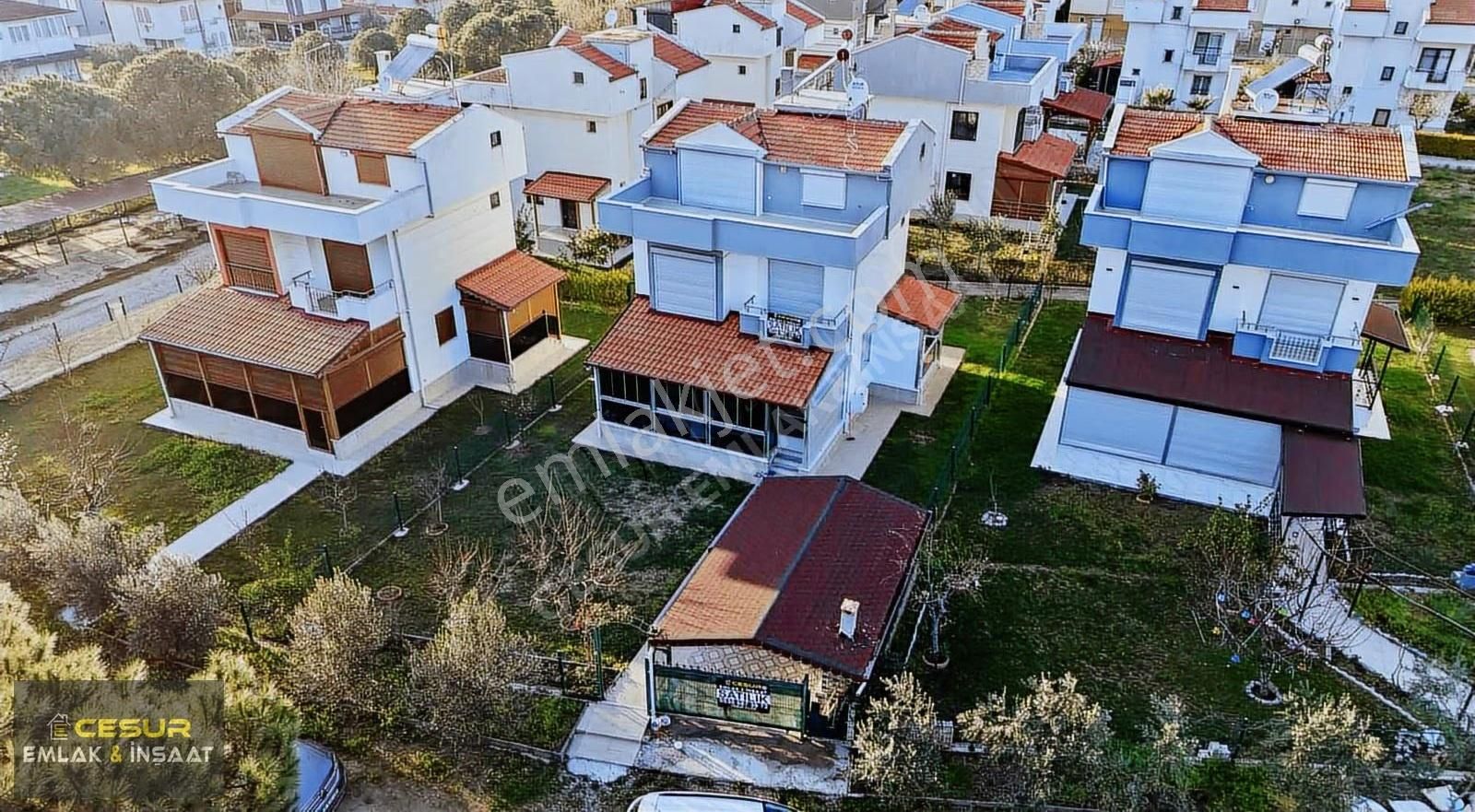 Dikili Salihler Nova Garden Sitesinde Müstakil Lüks Villa