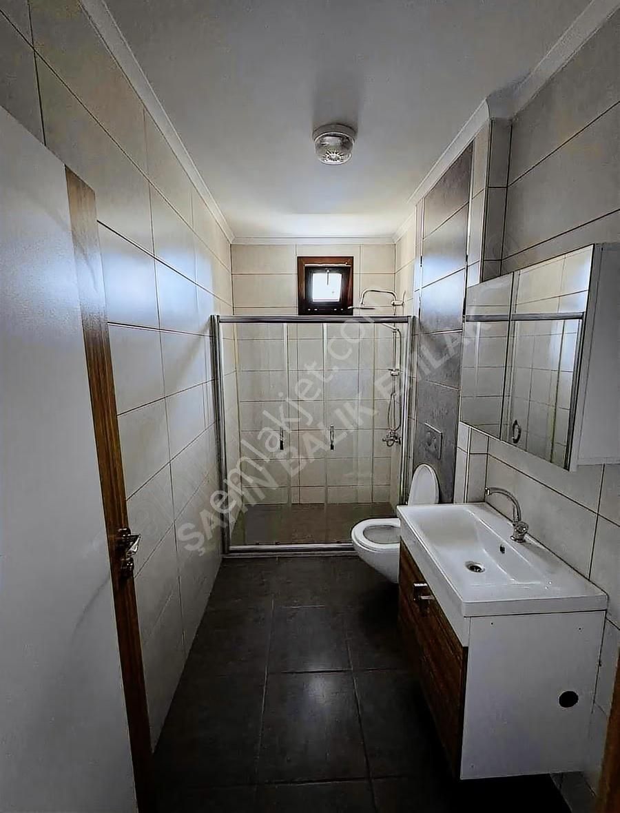 Kapalı Otoparklı Site Mükemmel Lokasyon - Görsel 3