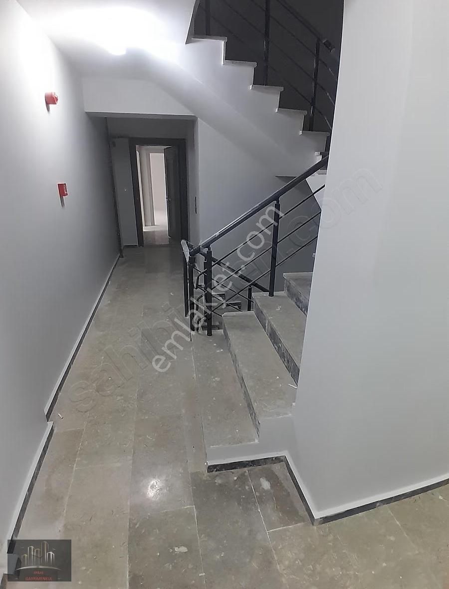 Kiralık Sıfır 2+1 Metrobüse Yakın Daire. - Görsel 23