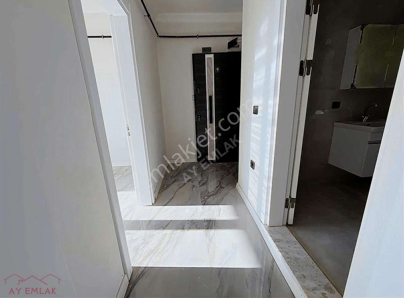 Cadde Üzeri Havuzlu Asansörlü Ultra Lüks 1+1 Daire. - Görsel 9