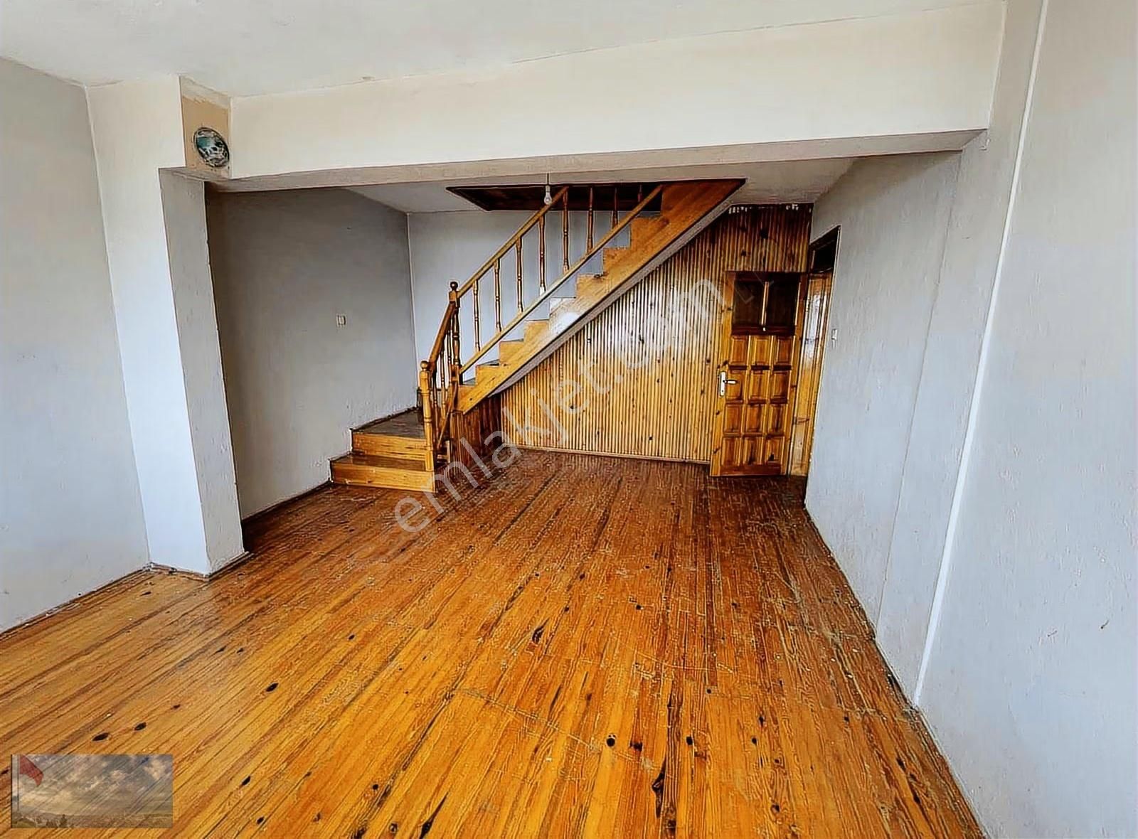 Manzaralı Kiralık 1+1 Daire - Görsel 9