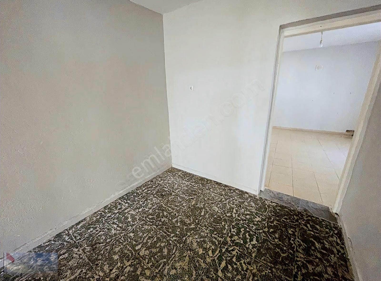 İzban Yakını Müstakil 1+1 Ev - Görsel 16