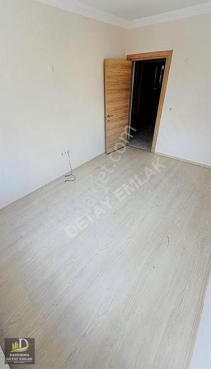 Bu Fırsatı Kaçırmayın !! Cadde Üzeri Ara Kat 3+1 Satlık Daire - Görsel 16