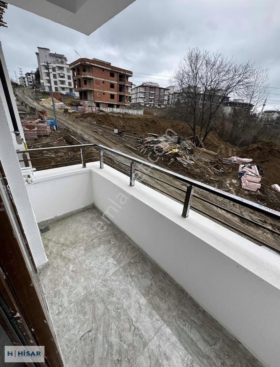 Hisardan Körfez De Tramvaya Yakın 1+1 Lüks Daire - Görsel 6