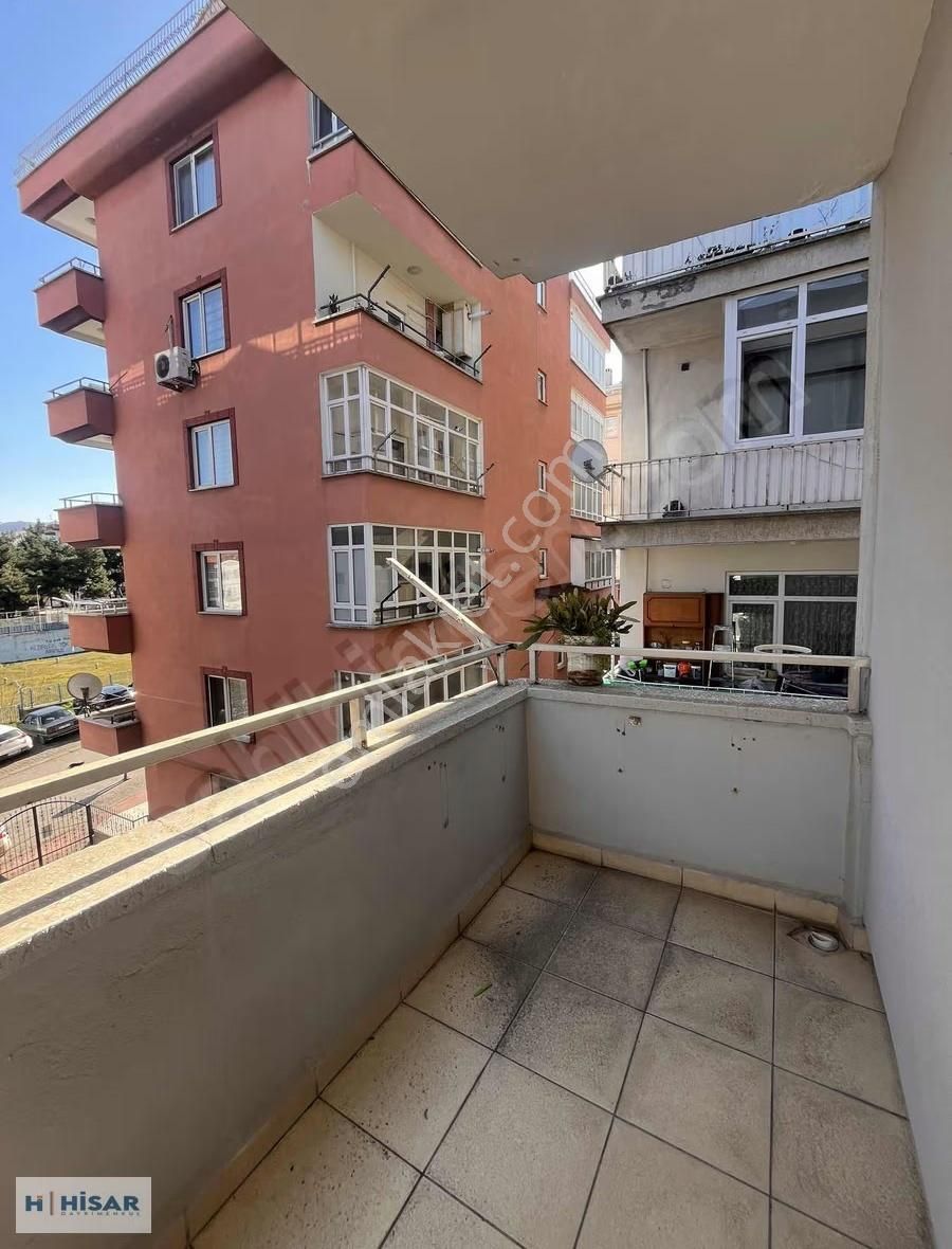 Hisardan Gazi Devletin Karşısında Caddeye Cephe Yapılı 3+1 Daire - Görsel 5