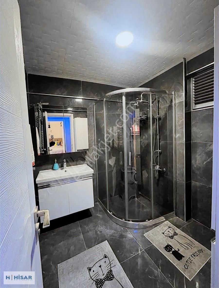 Hisardan Gazi Devletin Karşısında Caddeye Cephe Yapılı 3+1 Daire - Görsel 33