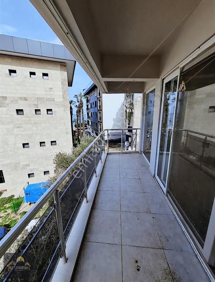 Kuşadası İnönü Bulvarı'nda Kiralık 2+1 Daire - Görsel 17