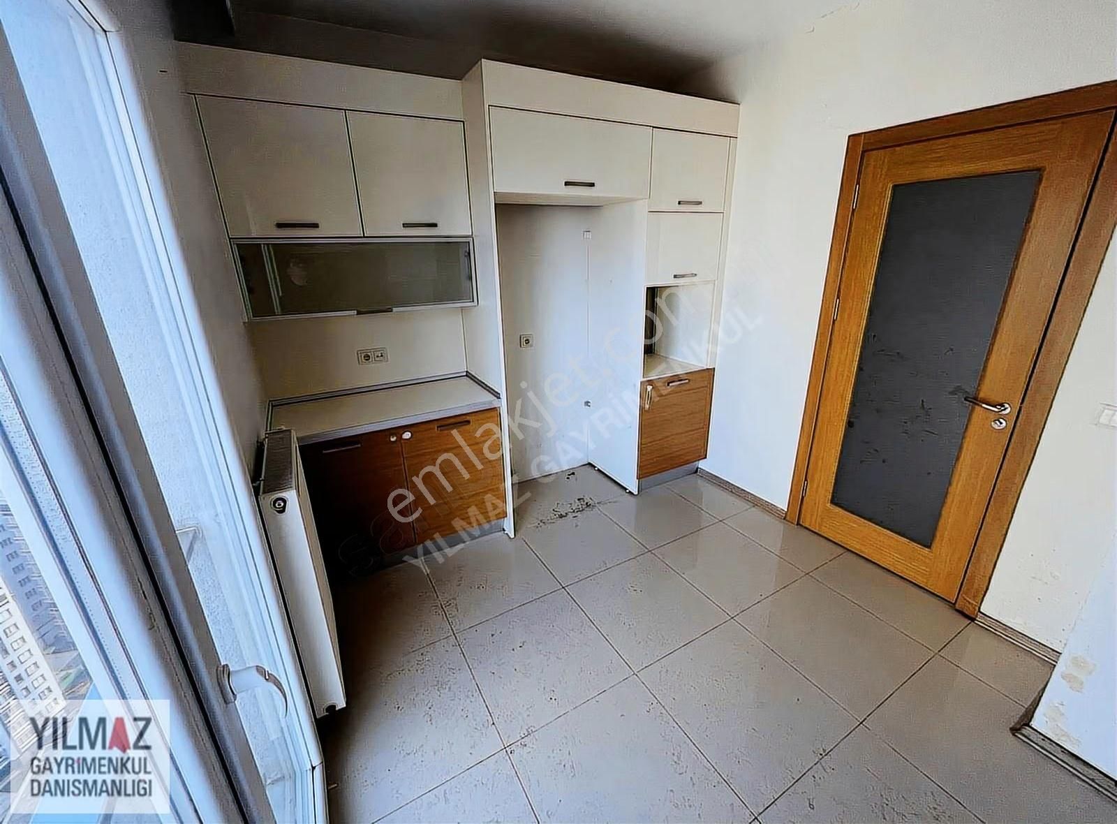 Yılmaz Gayrimenkul'den Acil Kristal Şehirde 3+1 Fırsat Boş Daire - Görsel 11