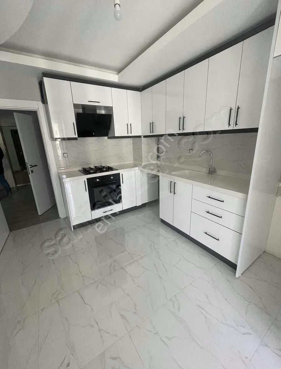 Full +full Yapılı Asansörlü Yeni Daire - Görsel 10