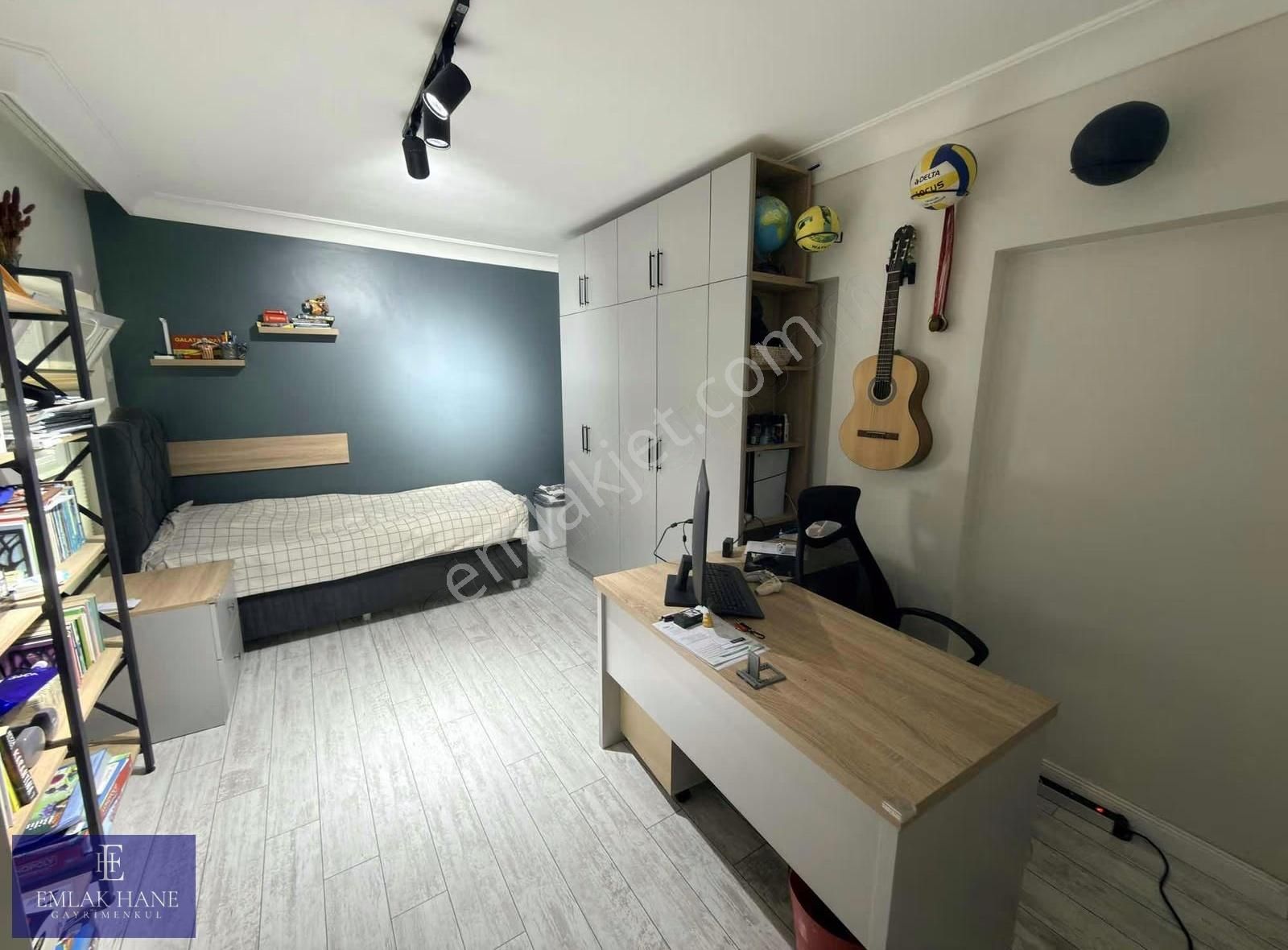 Mükemmel Konumda / Özel Mimarı 3+1 Satılık Fırsat Daire - Görsel 18