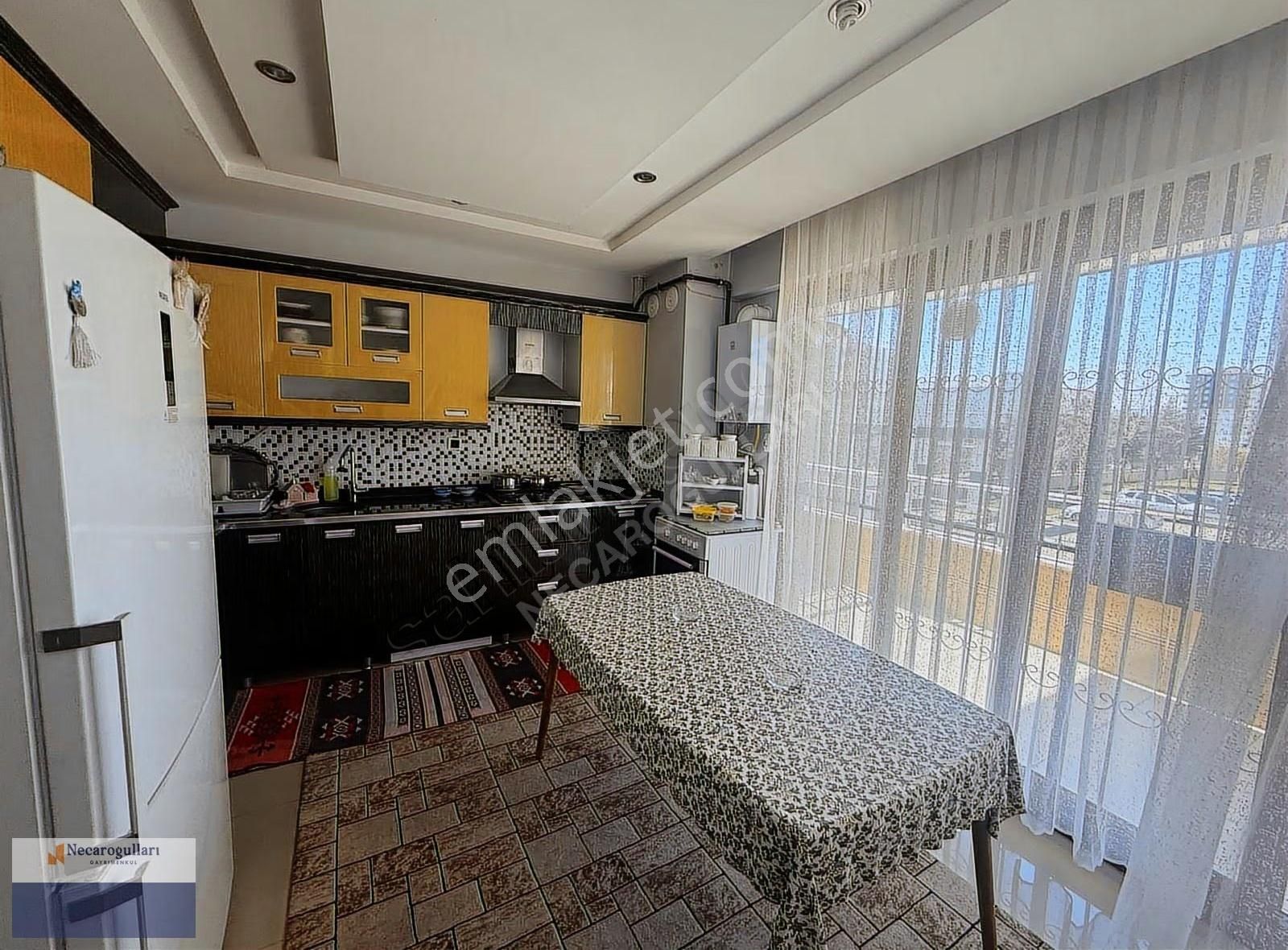 Necaroğullarından Otogar İlerisinde Fırsat 3+1 Daire - Görsel 6