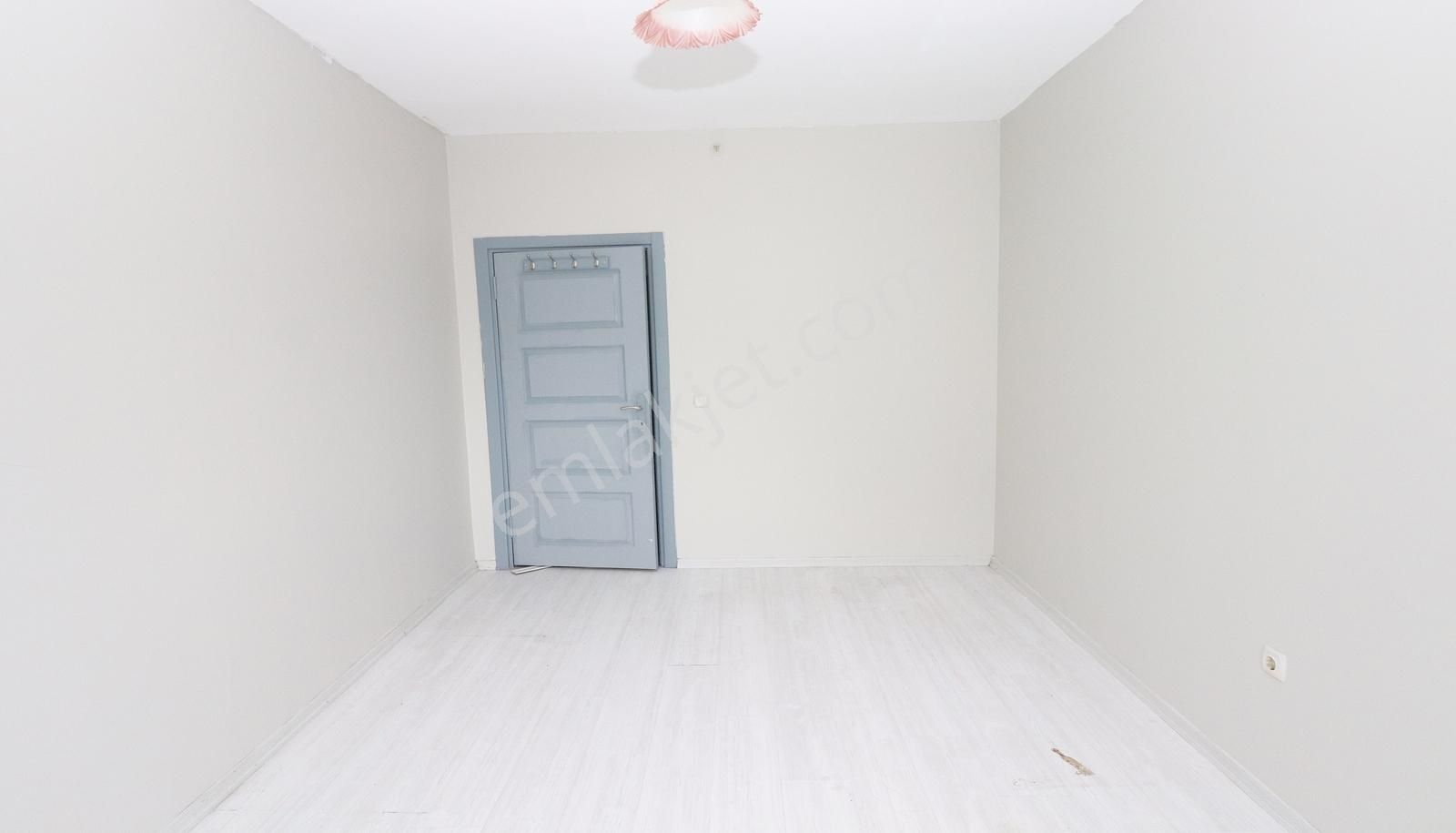 Esenyurt Akevlerde Siteiçiresinde Kiralik 1+1 Daire - Görsel 17