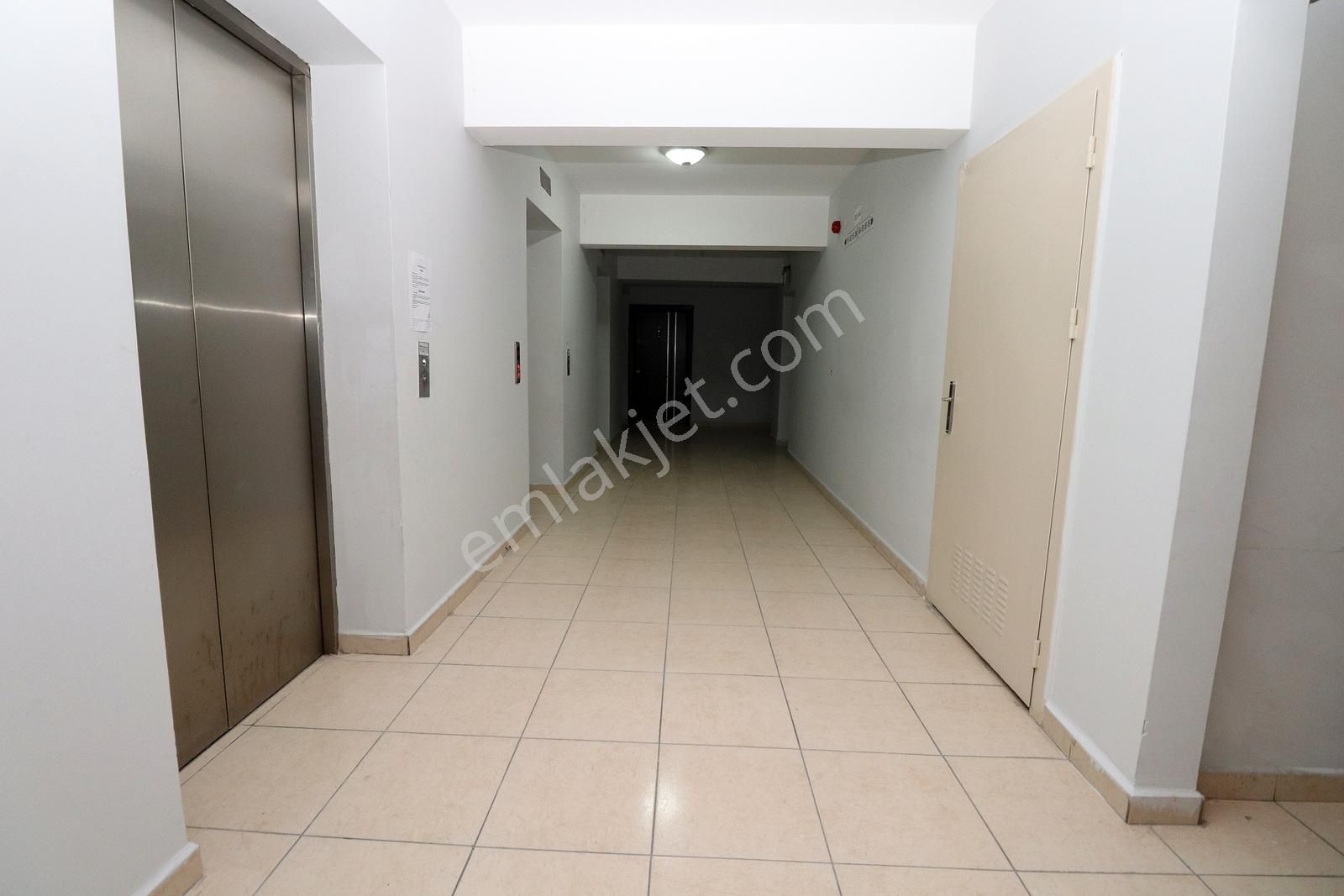 Esenyurt Akevlerde Siteiçiresinde Kiralik 1+1 Daire - Görsel 11