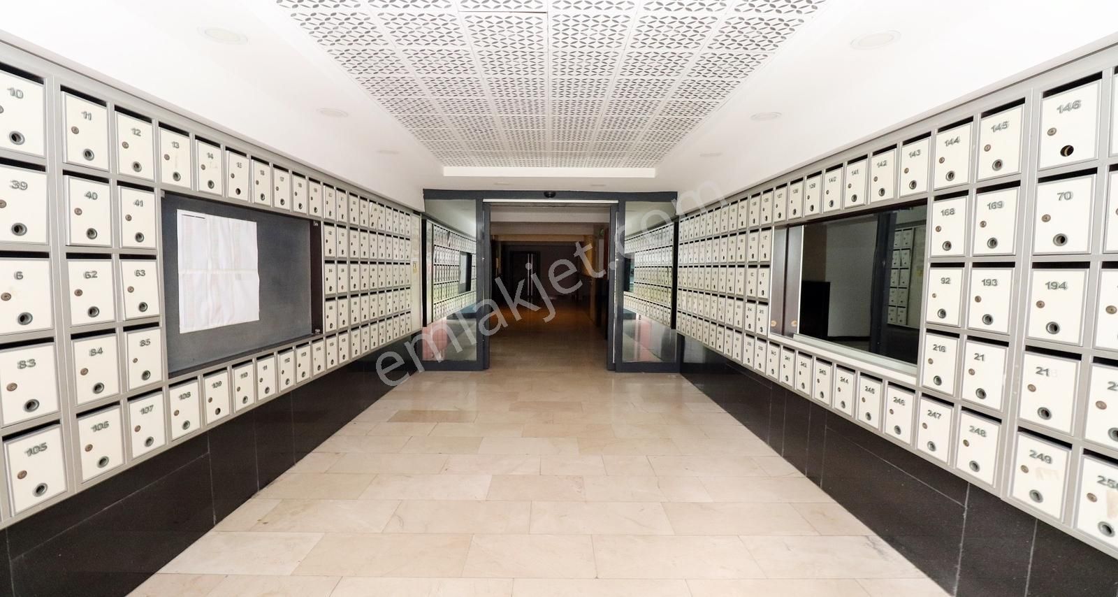 Esenyurt Akevlerde Siteiçiresinde Kiralik 1+1 Daire