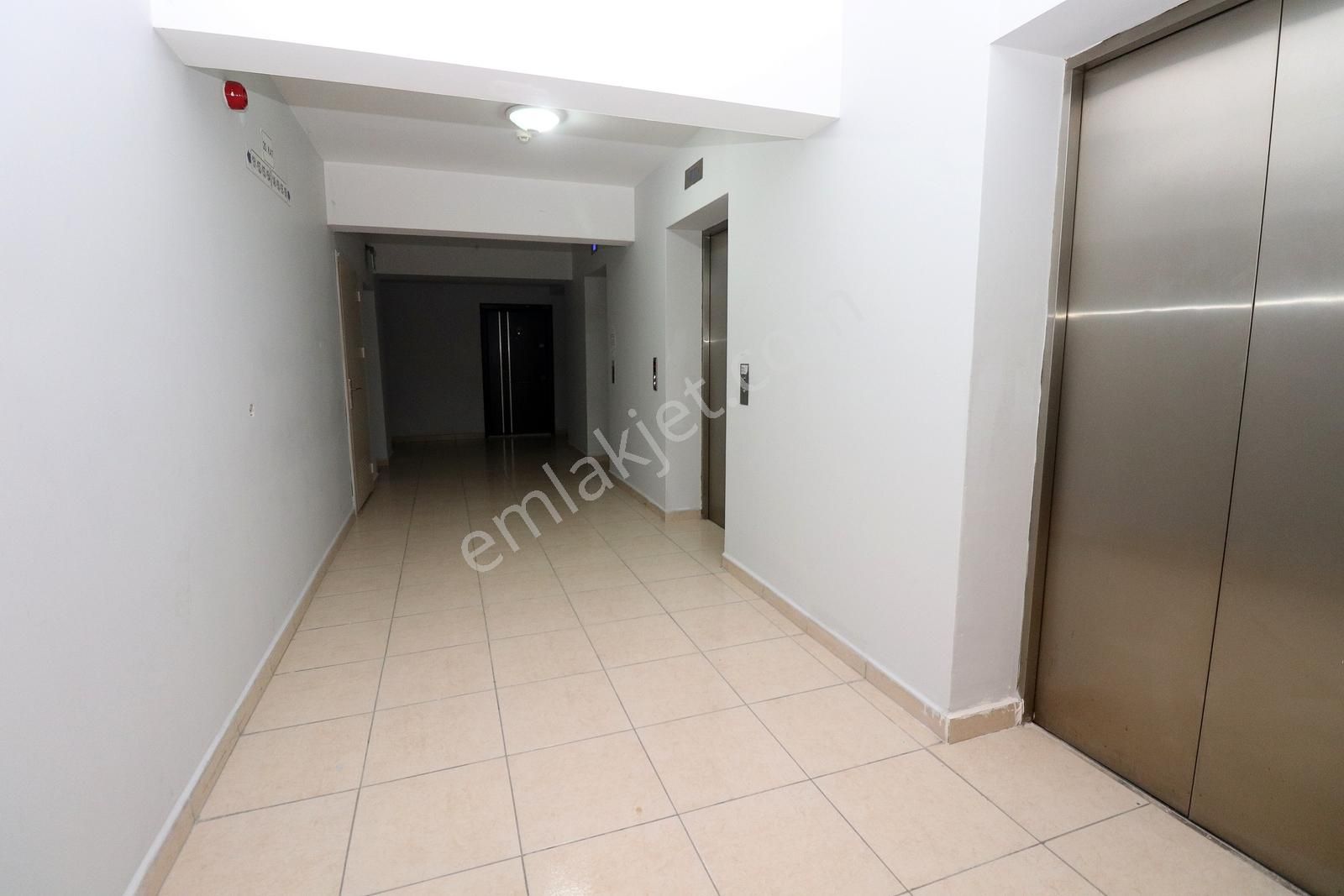 Esenyurt Akevlerde Siteiçiresinde Kiralik 1+1 Daire - Görsel 12