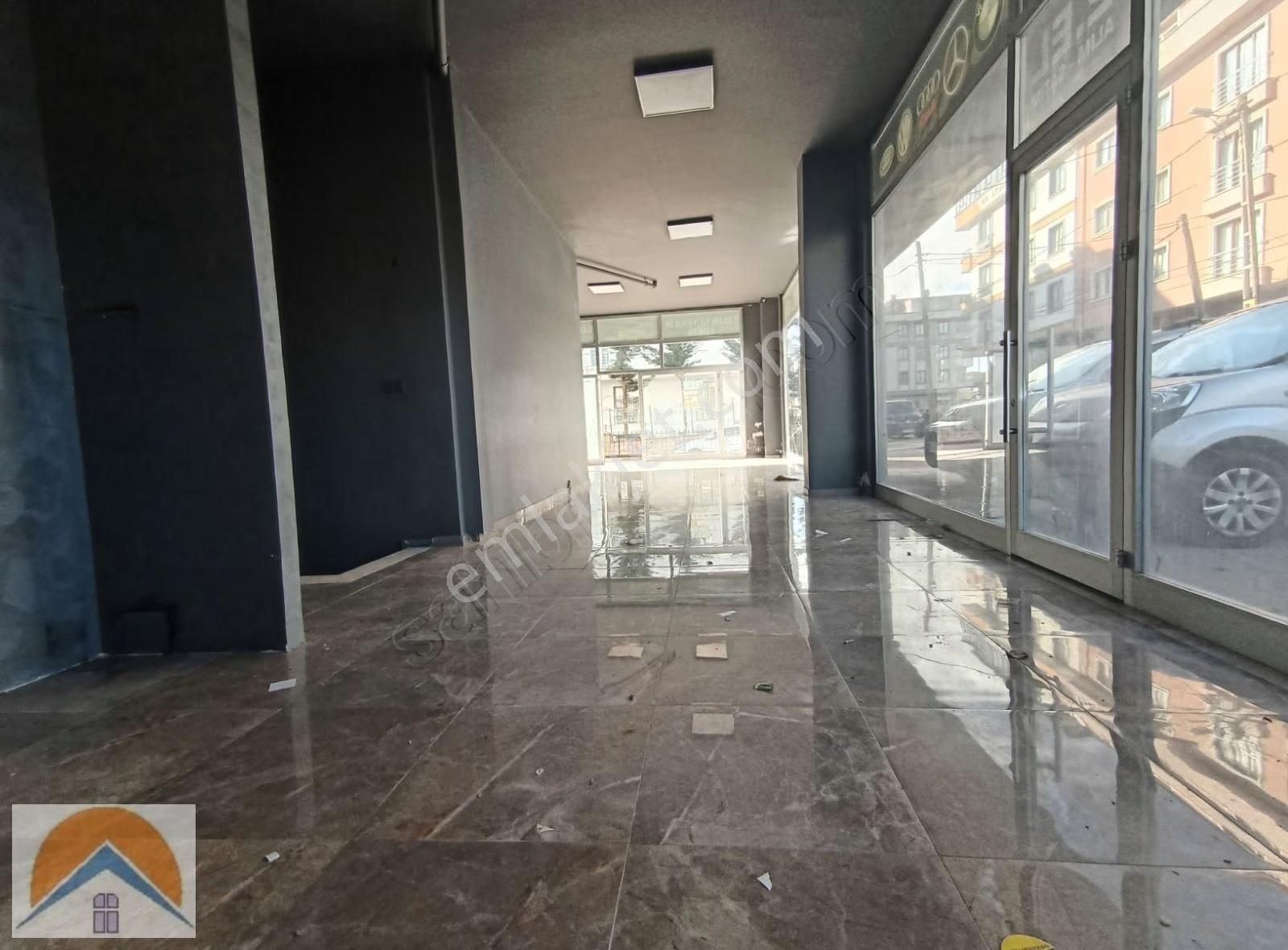 Abdurrahmangazi Mh De Düz Giriş Ve Depolu 200m2 Dükkan - Görsel 14