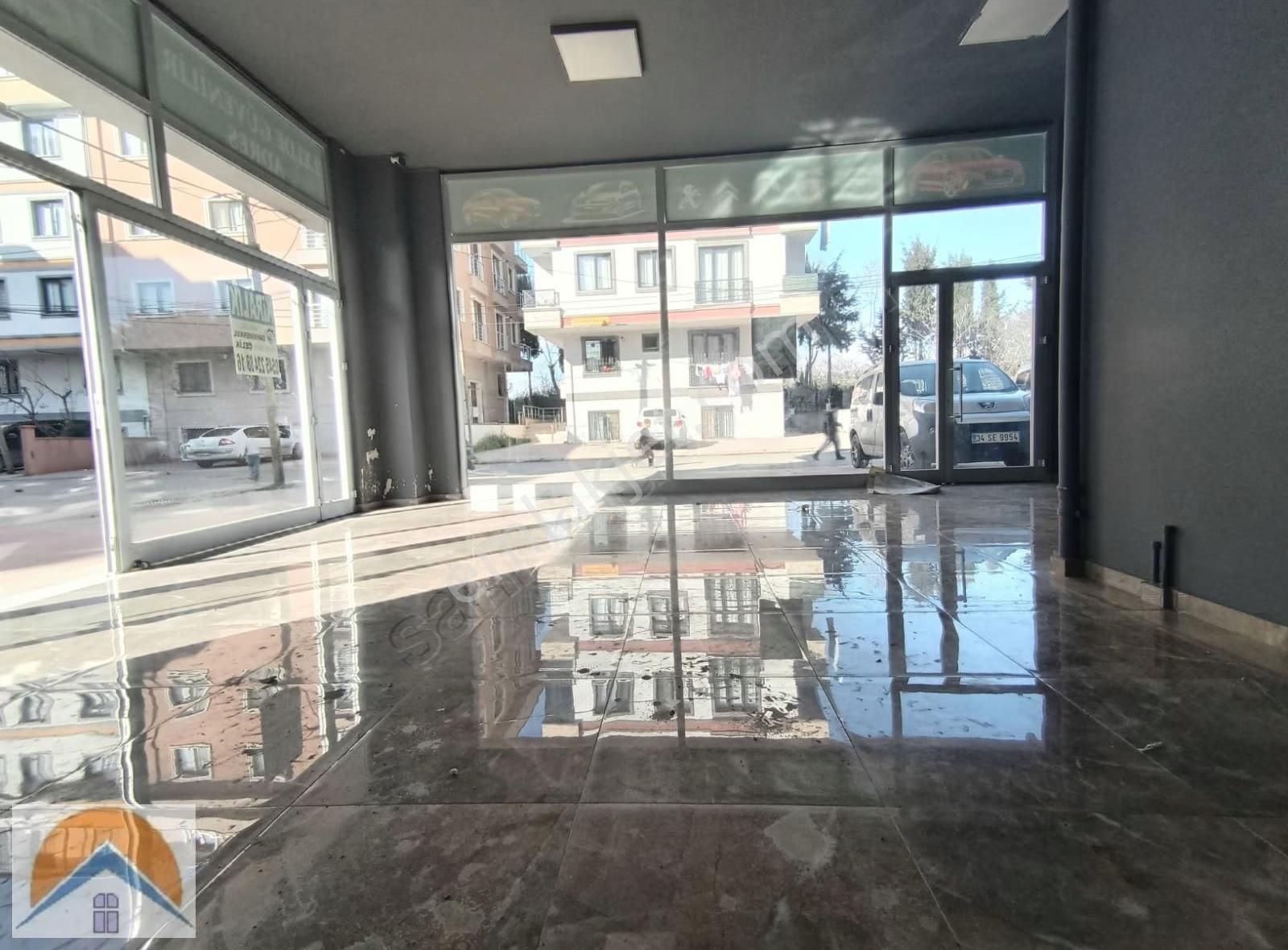 Abdurrahmangazi Mh De Düz Giriş Ve Depolu 200m2 Dükkan - Görsel 12