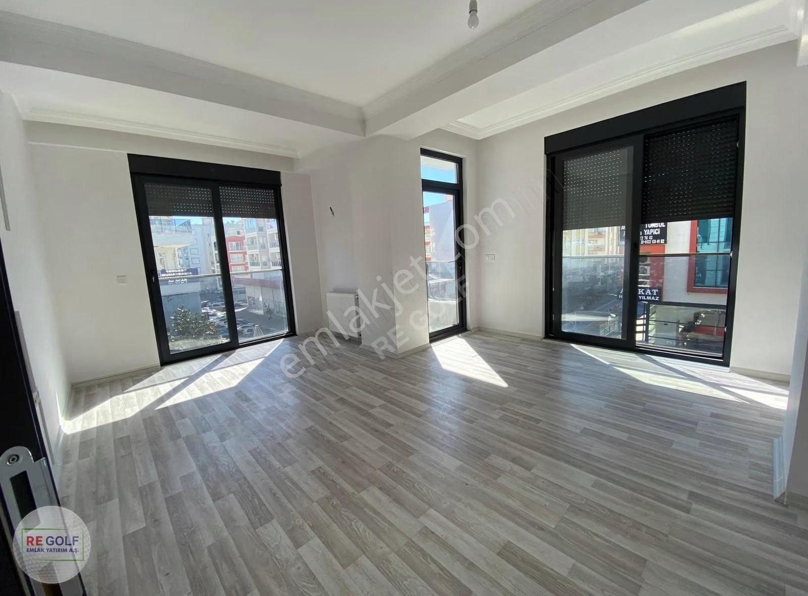 Serik Orta Mah. İşler Caddesi'nde Kiralık Daire/ofis - Görsel 2