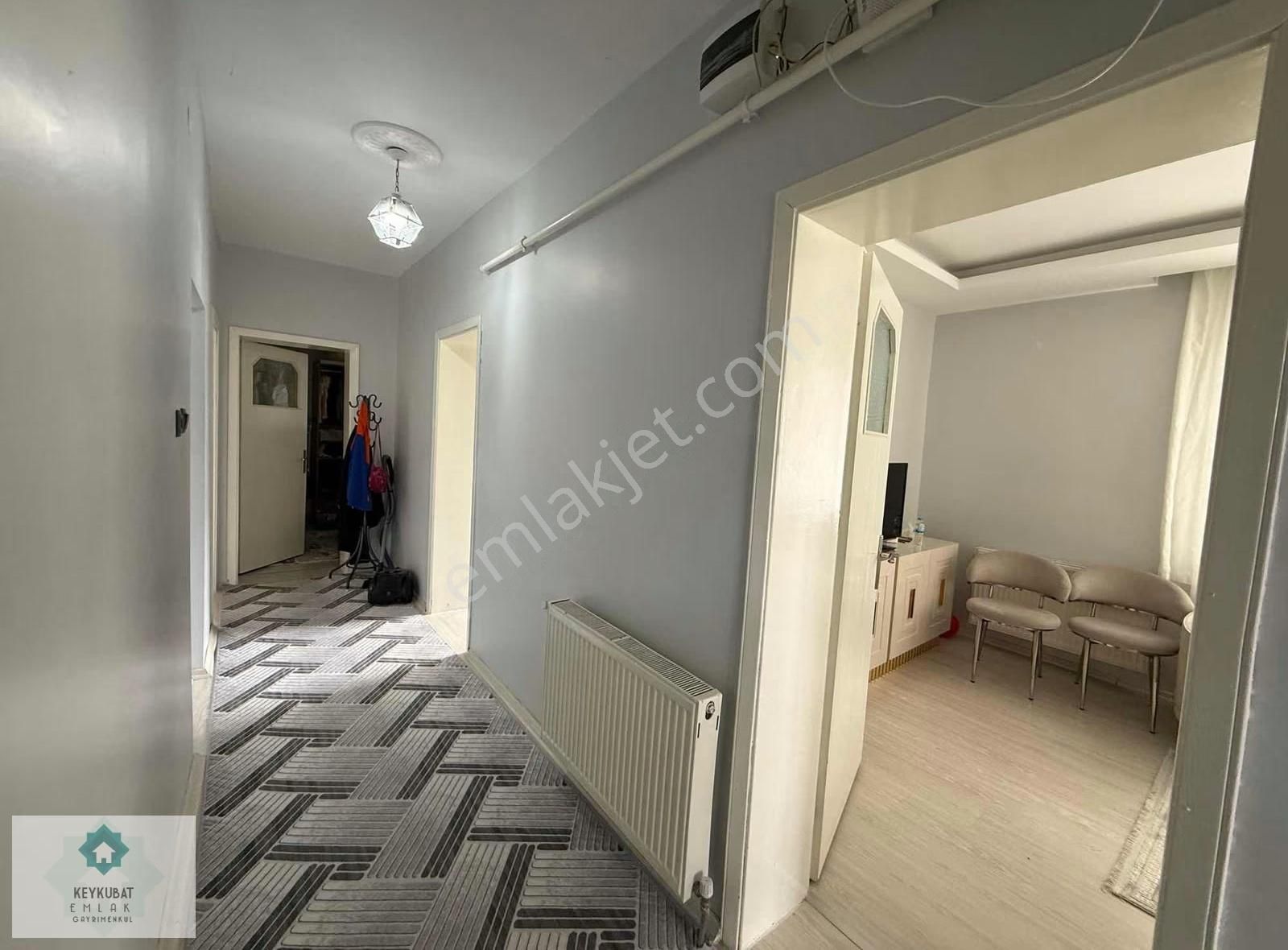 Keykubat'tan İstanbul Yoluna Cephe Satılık Bakımlı 3+1 Daire - Görsel 3